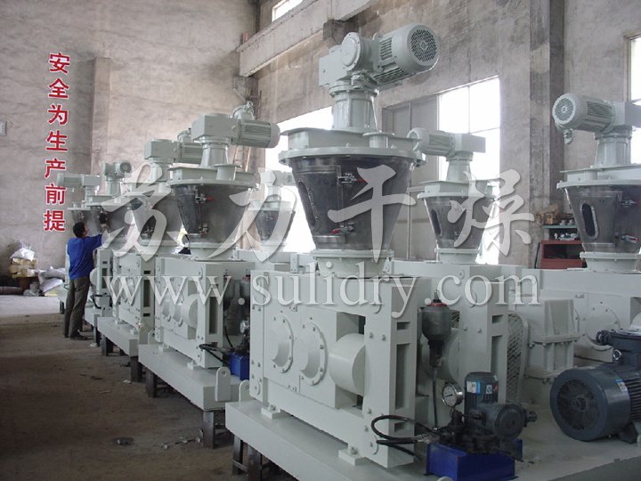 GZL系列干法輥壓造粒機(jī)