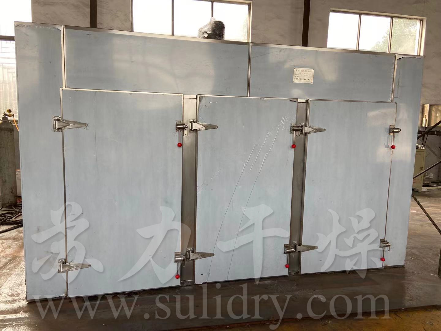 熱風(fēng)循環(huán)烘箱—客訂三型烘箱現(xiàn)已成功發(fā)貨，并順利到達(dá)客戶單位！